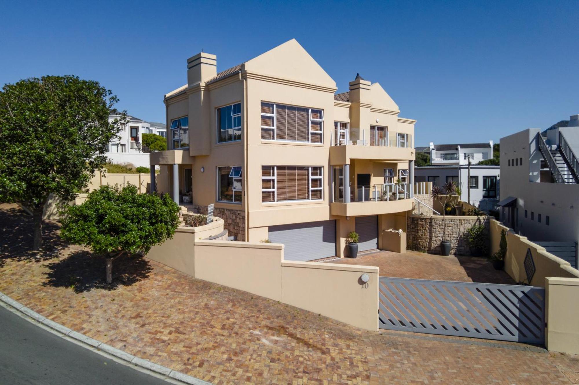 Ocean View Living Villa Hermanus Bagian luar foto